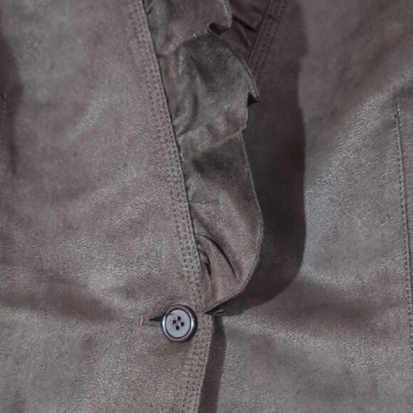 Nygard ruffled Jacket - Picture 5 of 7